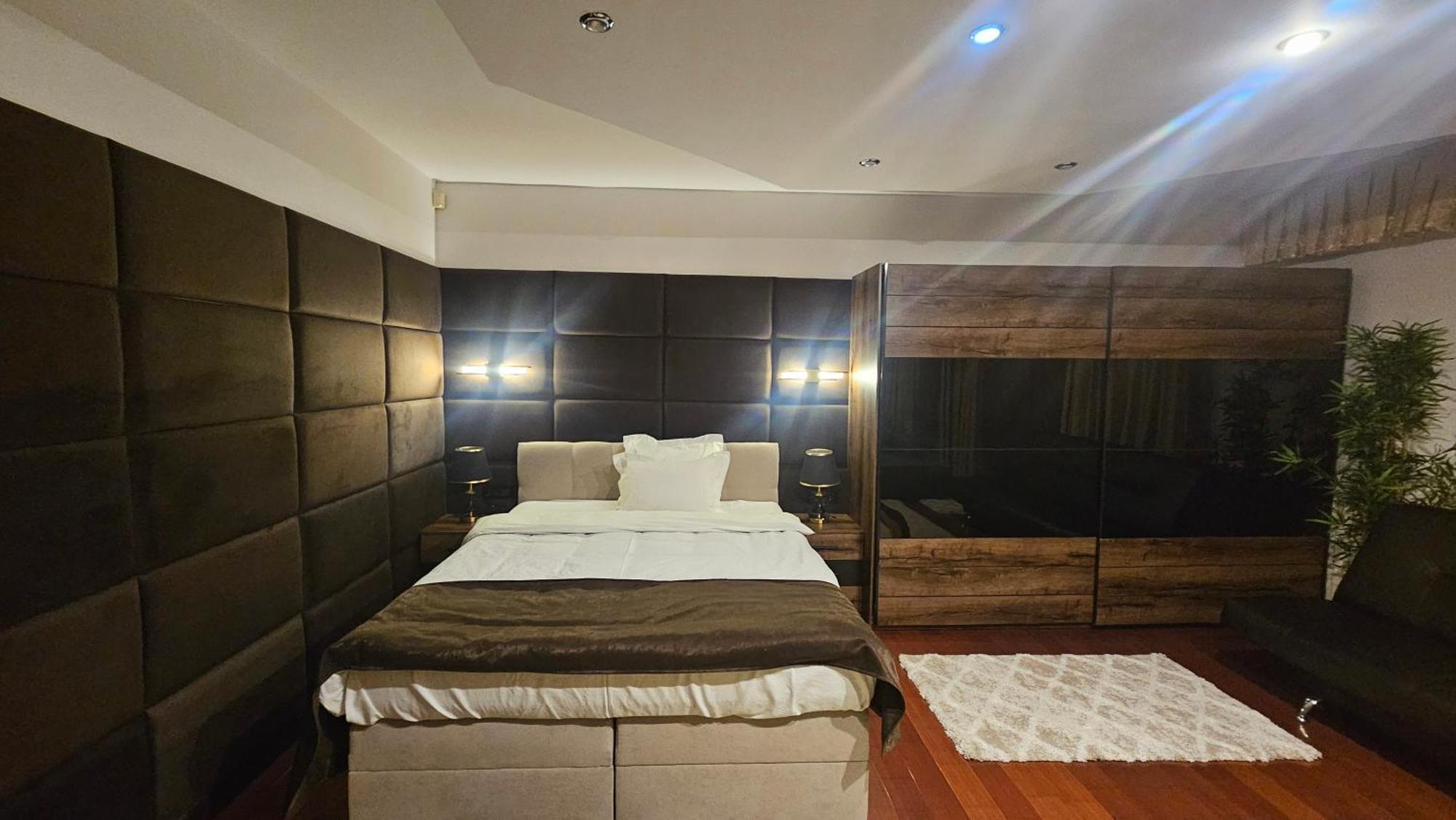 Simple Villa Rooms National Arena Self Check In Bucarest Exterior foto